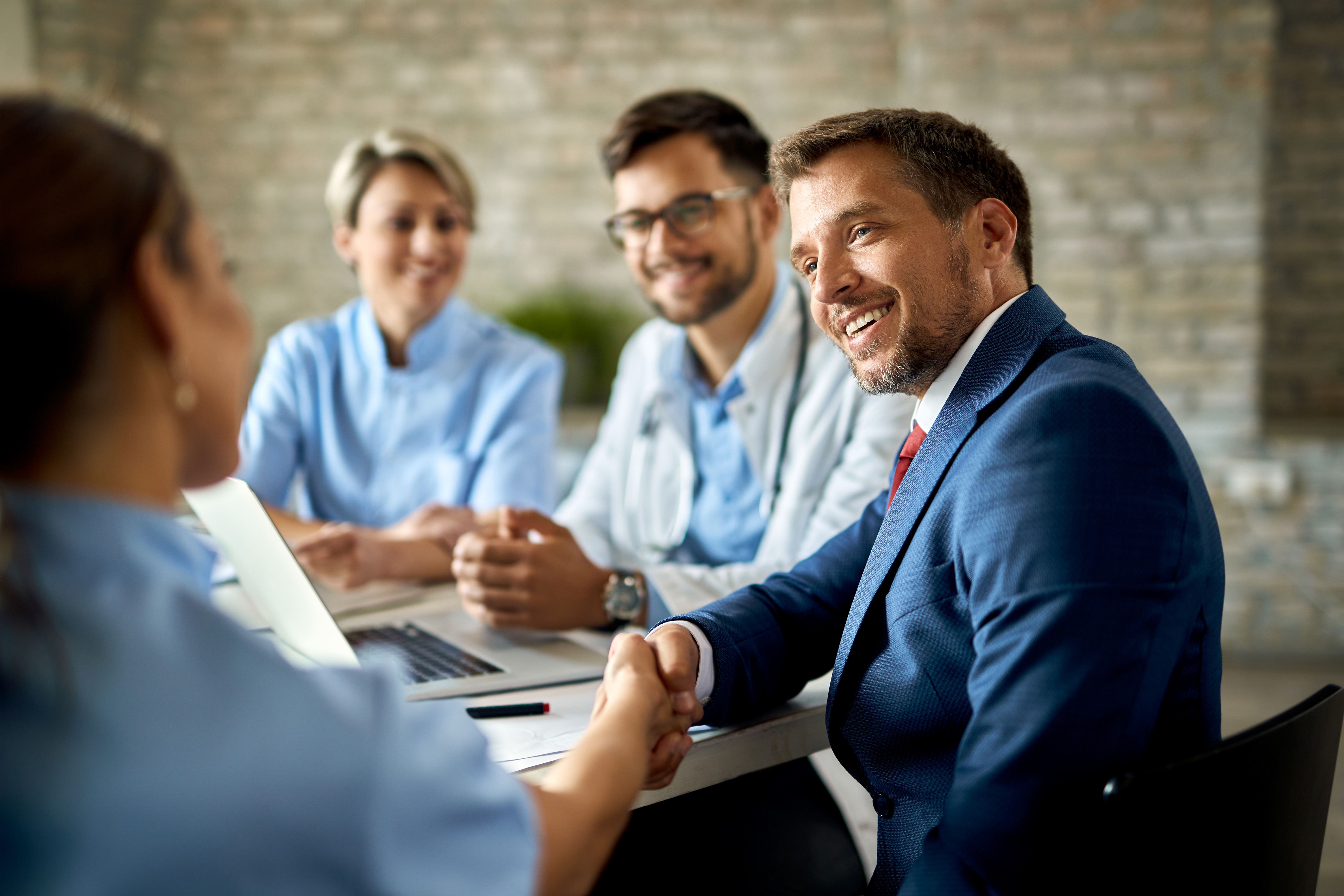 Choosing a local insurance agency for personalized coverage